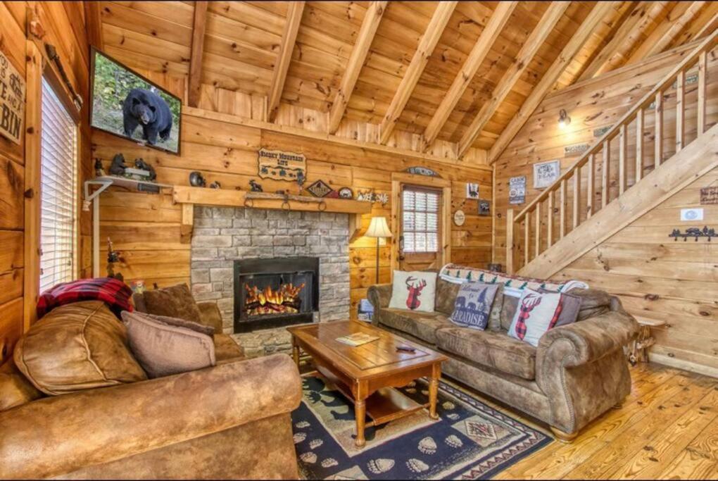 Lazy Bear Cabin Sevierville Ngoại thất bức ảnh