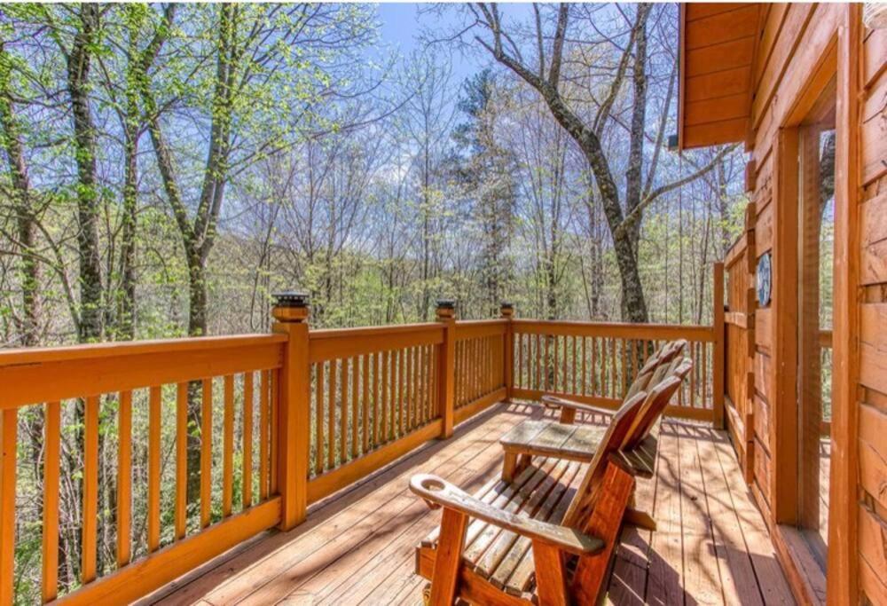 Lazy Bear Cabin Sevierville Ngoại thất bức ảnh