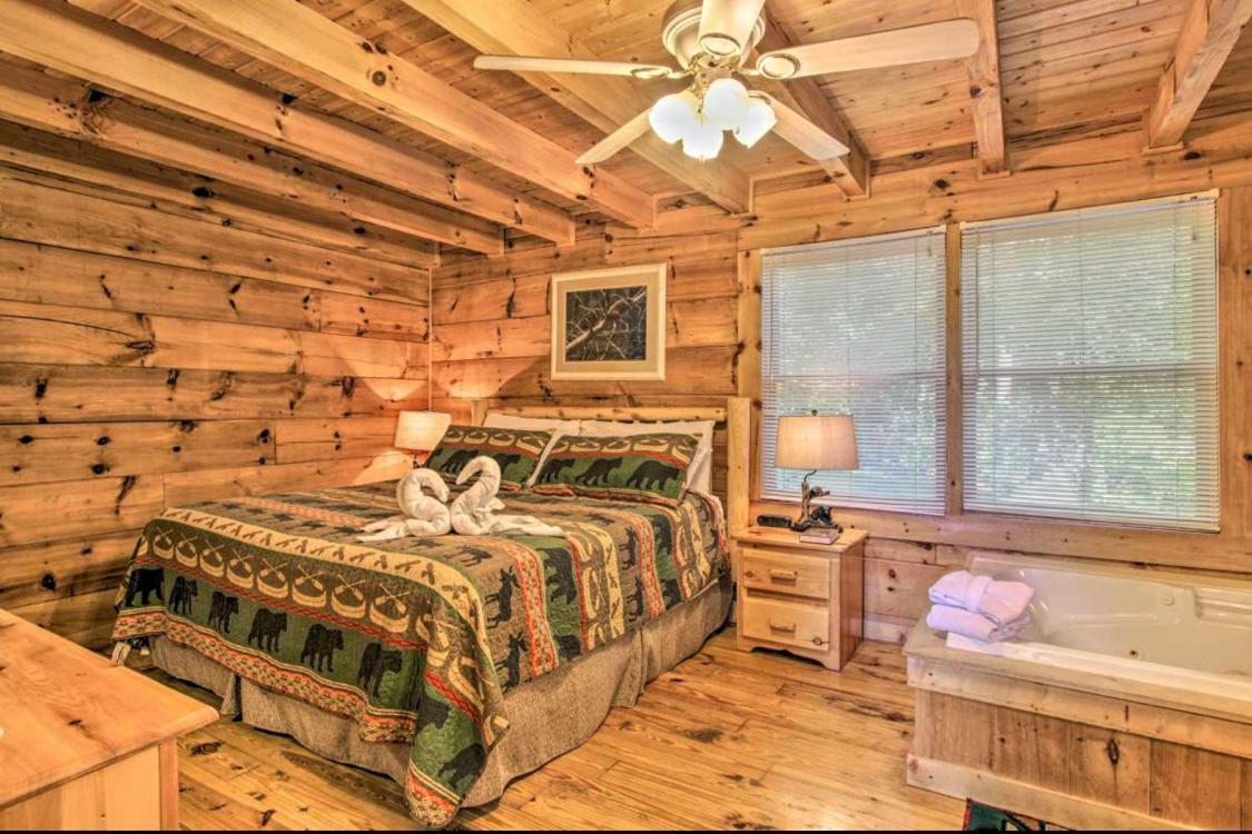 Lazy Bear Cabin Sevierville Ngoại thất bức ảnh