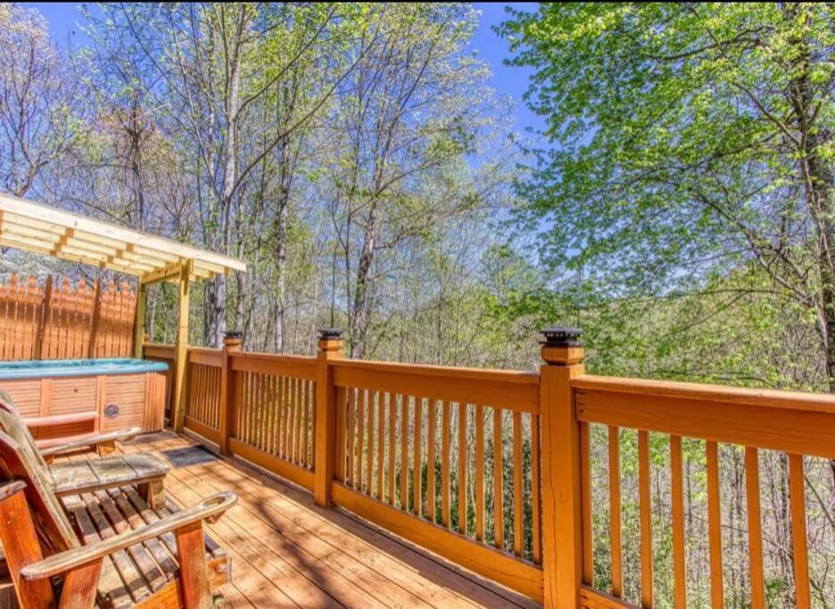 Lazy Bear Cabin Sevierville Ngoại thất bức ảnh